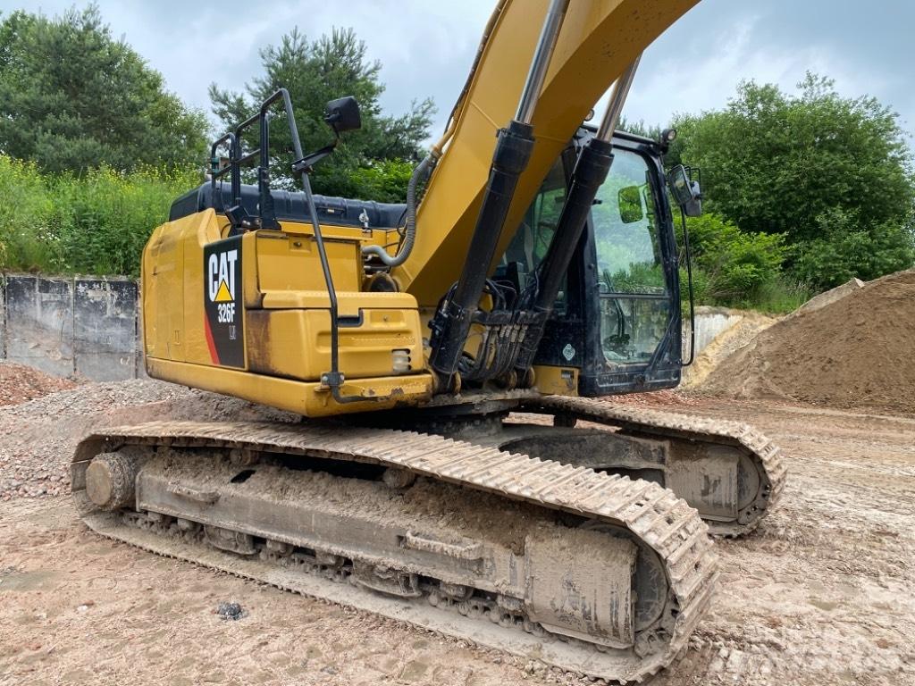 CAT 326 F L 履带挖掘机
