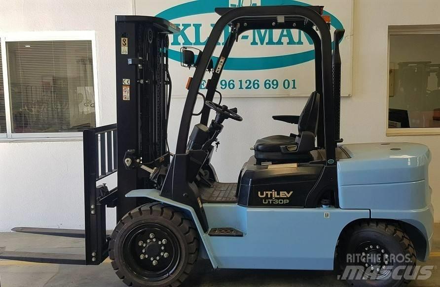 Utilev (5586) UT30P 柴油叉车