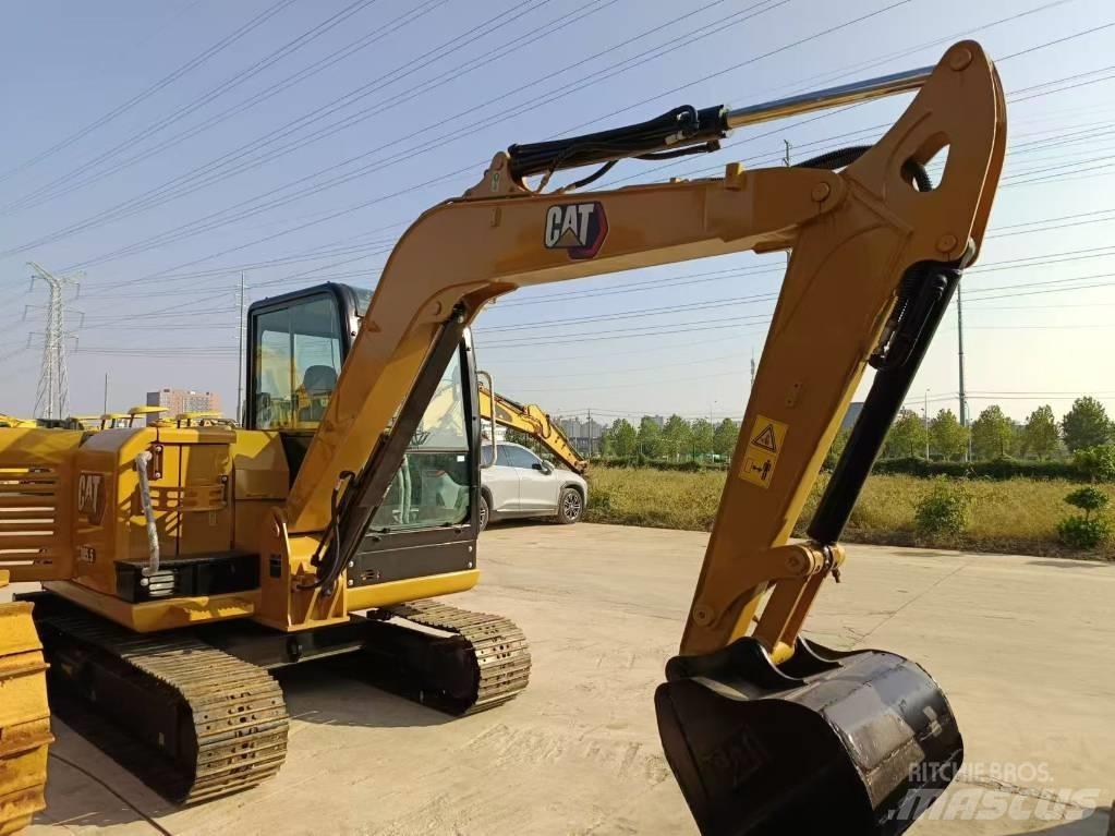 CAT 305.5 小型挖掘机