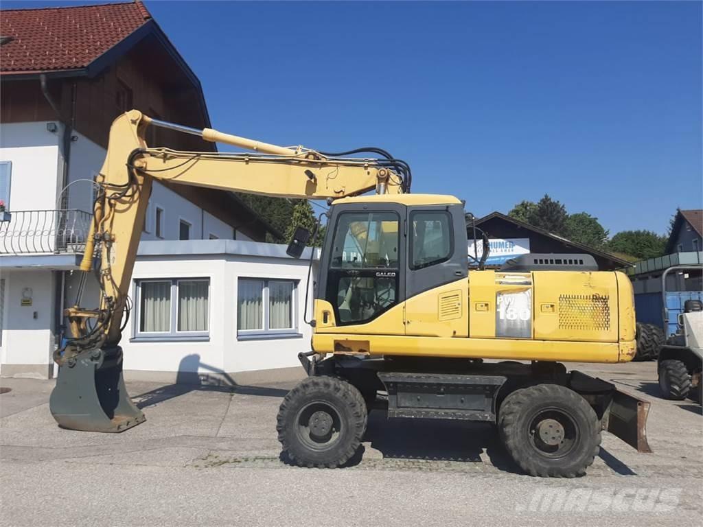 Komatsu PW180-7 轮式挖掘机