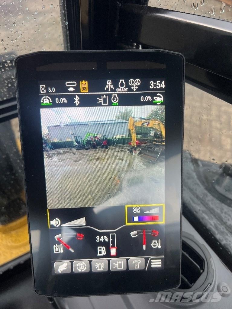 CAT 303.5 CR 小型挖掘机
