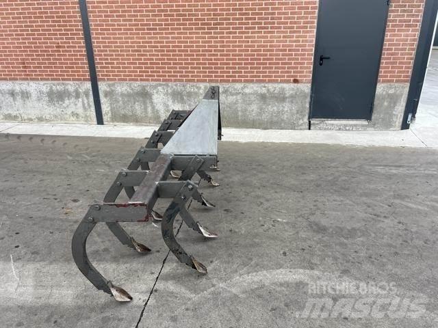 Peecon cultivator 手扶中耕机