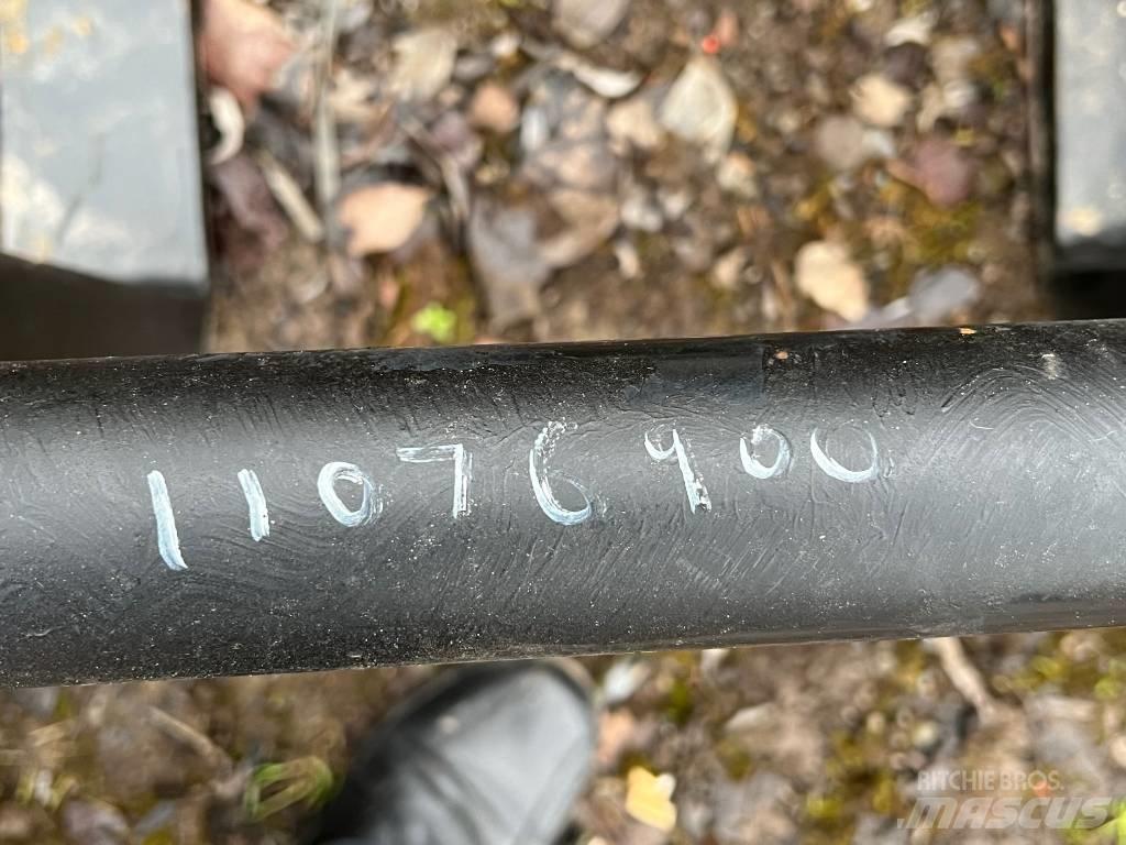 JCB TINES / BARS 其他装载挖掘装置和配件