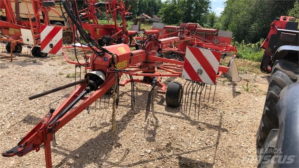 Kuhn GA 6002 料堆整形机