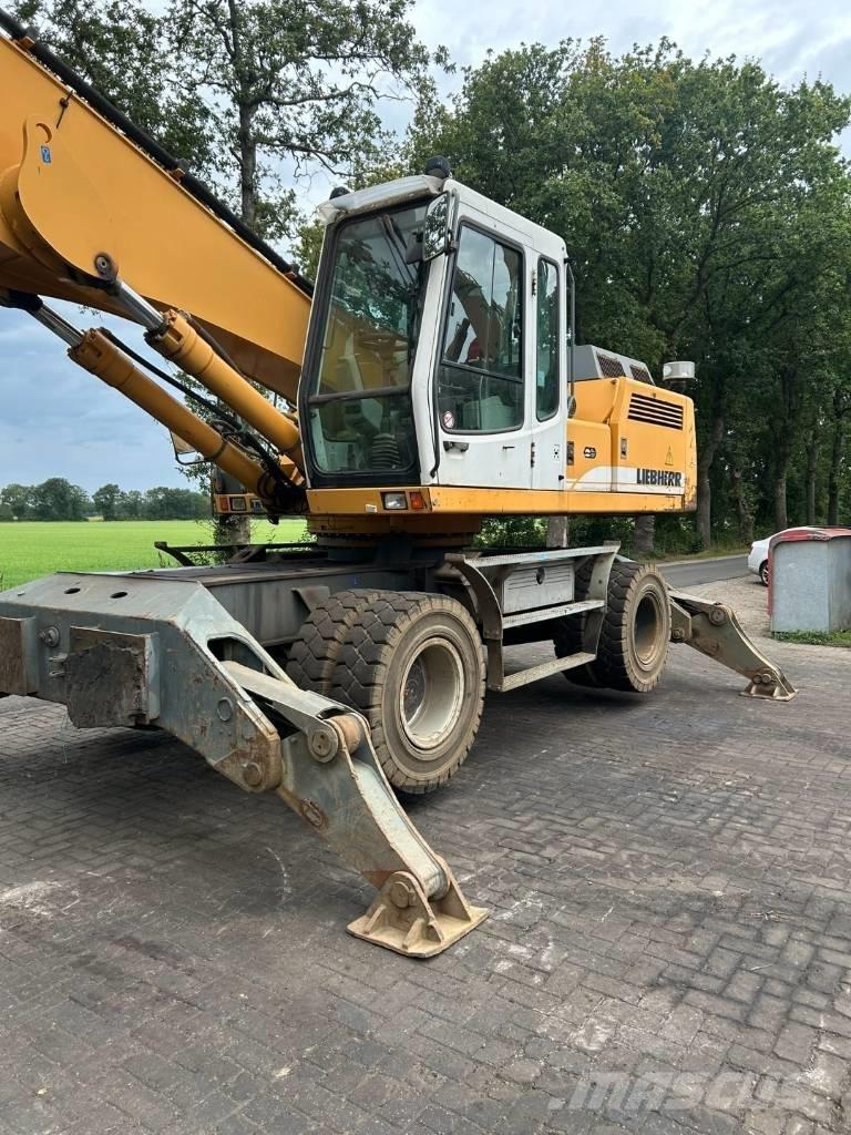 Liebherr 934 B 工业挖掘机