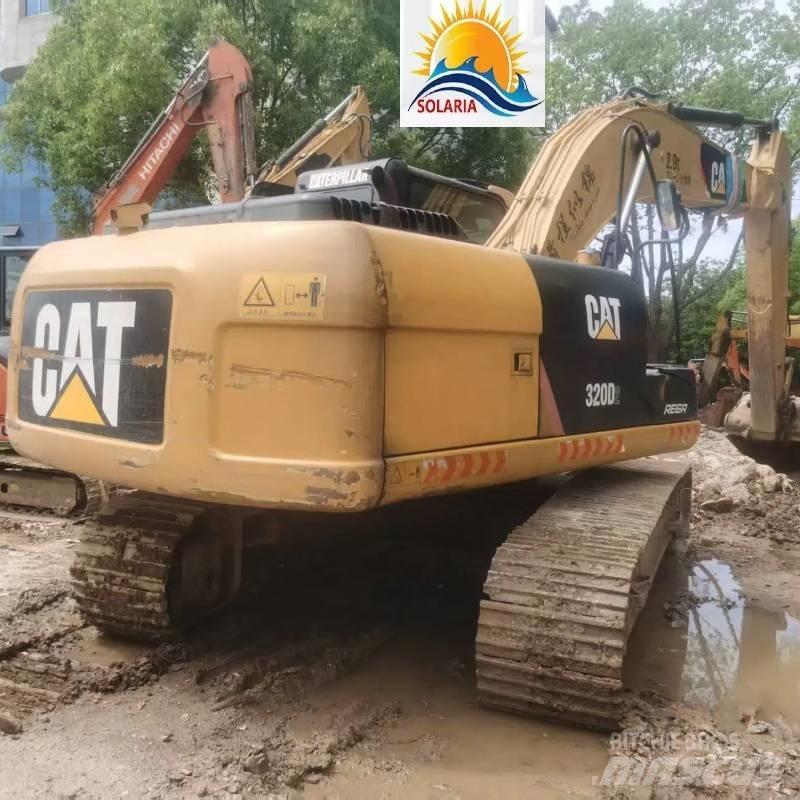 CAT 320 D2 履带挖掘机
