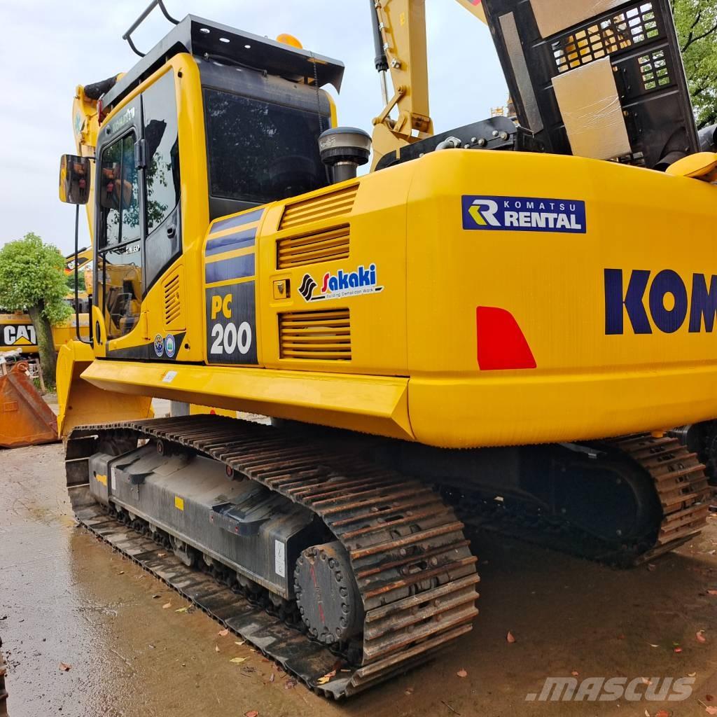 Komatsu PC 200 履带挖掘机