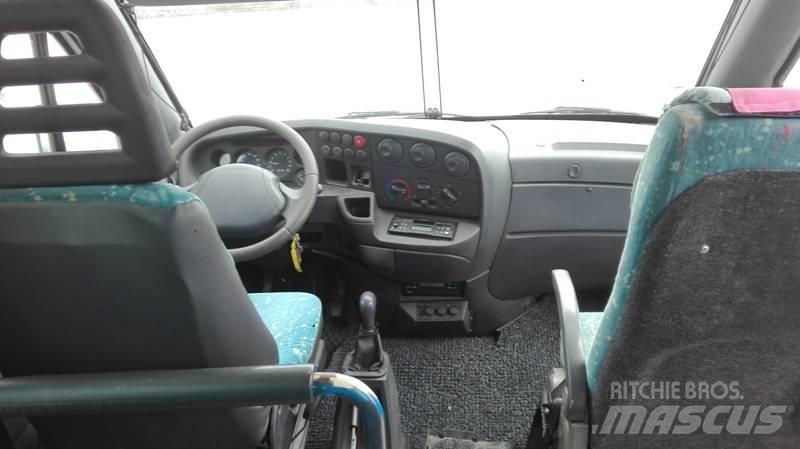 Iveco 30C13S 迷你巴士