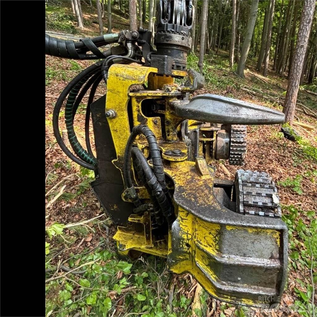 John Deere 1270 G 收割机