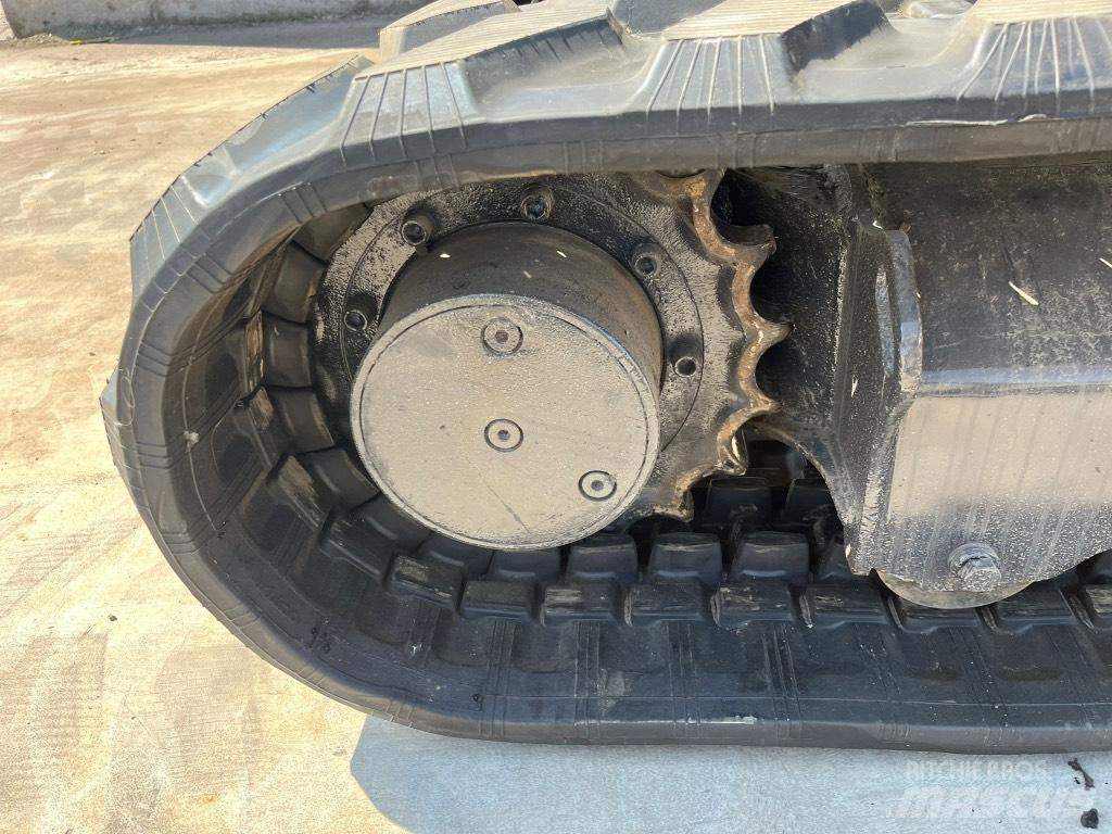 Kubota U 50-3 小型挖掘机