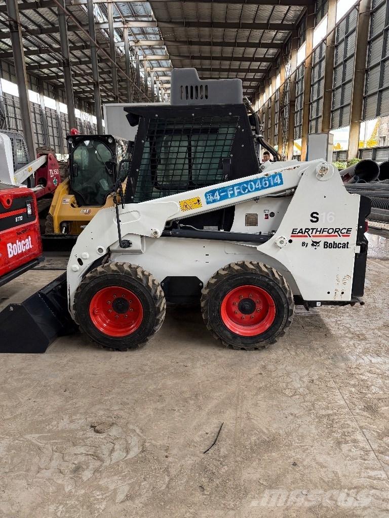 Bobcat S 16 滑移装载机
