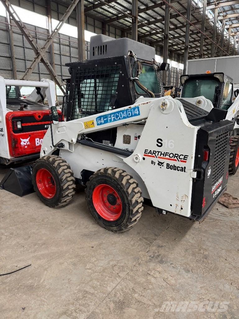 Bobcat S 16 滑移装载机