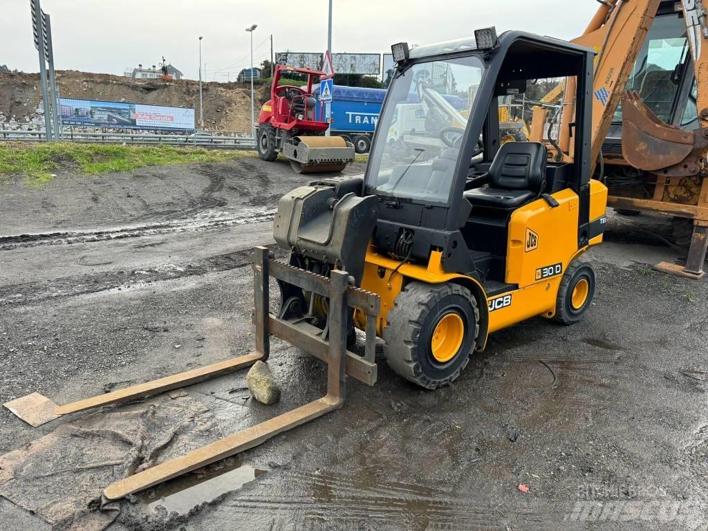 JCB TD30D TELETRUCK 伸缩臂叉装车|叉装车