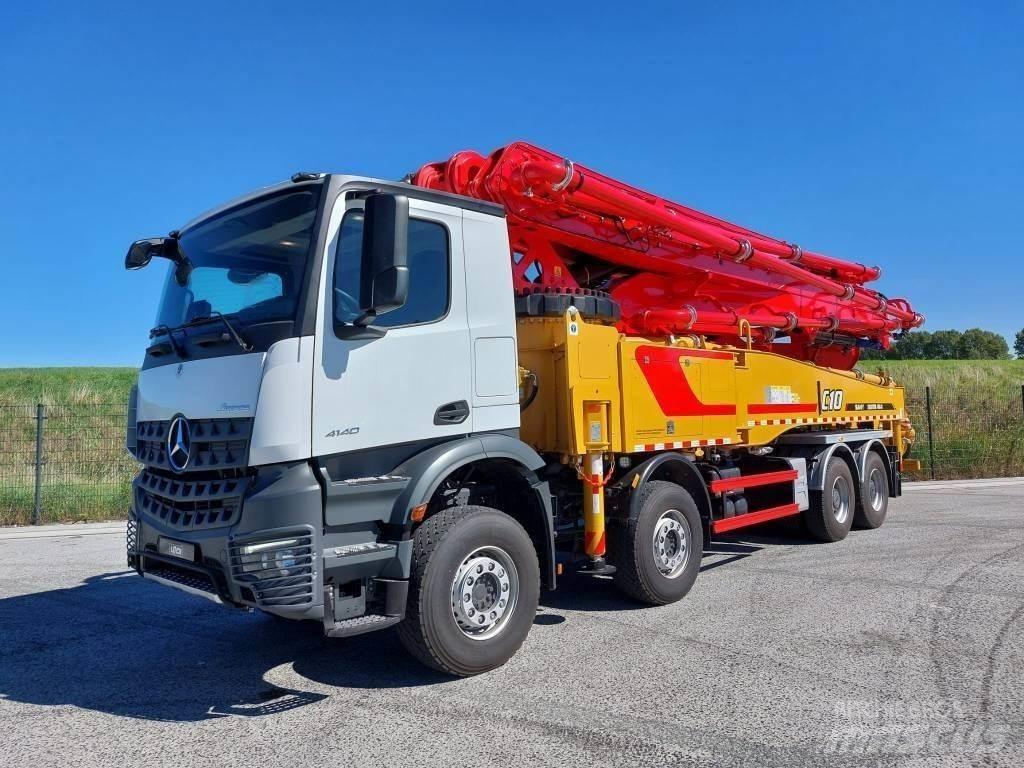 Mercedes-Benz Arocs 混凝土搅拌车