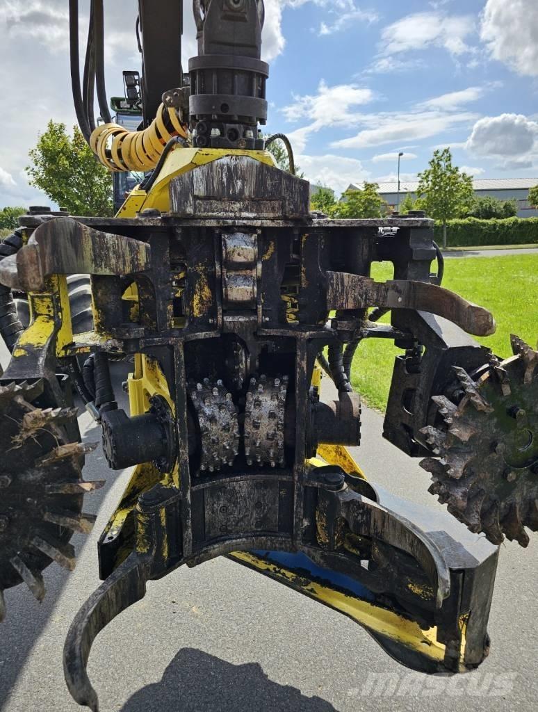 John Deere 1270 D 收割机