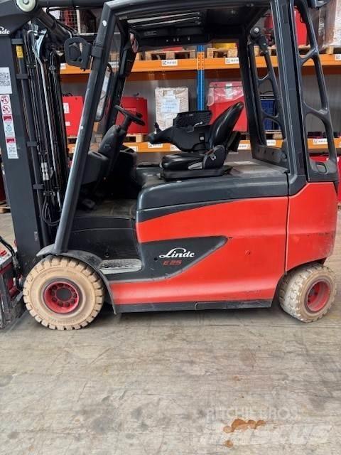 Linde E25/600HL 电动叉车