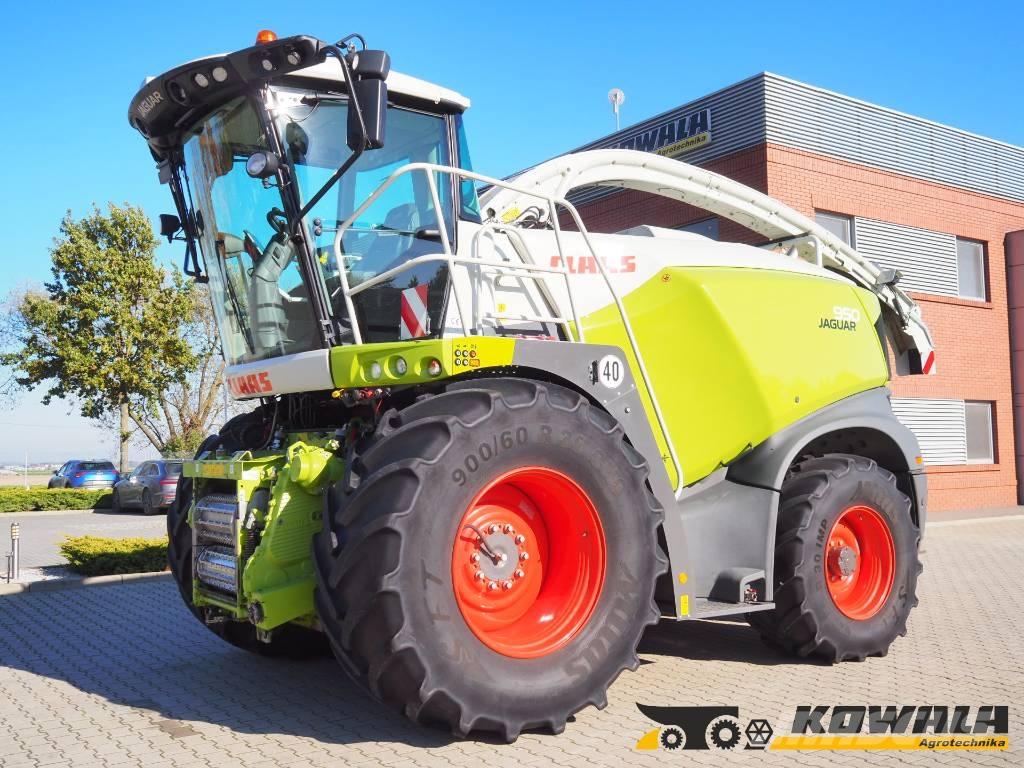 CLAAS Jaguar 950 4x4 自走式青贮饲料收割机
