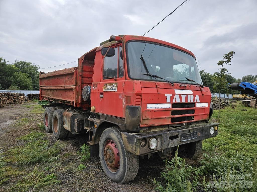 Tatra 138 S3  6x6 自卸式货车
