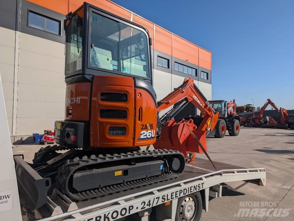 Hitachi ZX 26 U-6 小型挖掘机