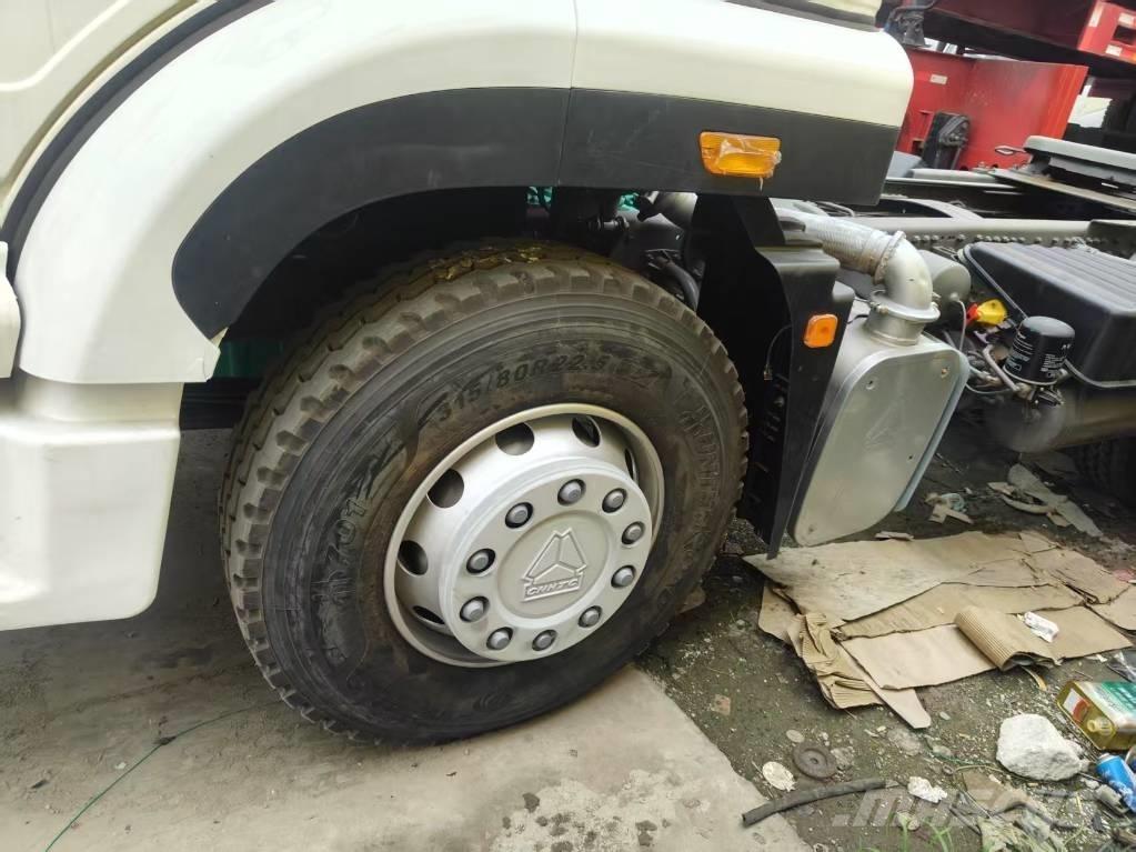 Howo 371 6x4 牵引车