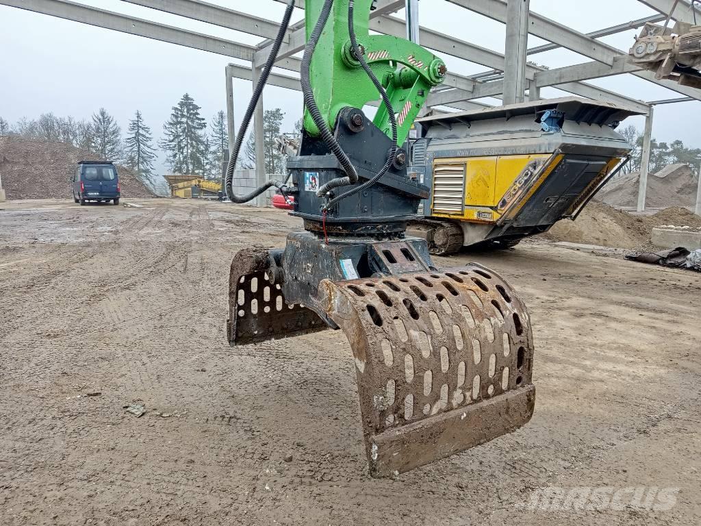 Sennebogen 818E 工业挖掘机