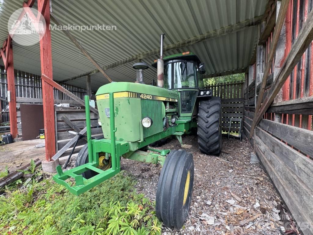 John Deere 4240 QR 拖拉机/农用车