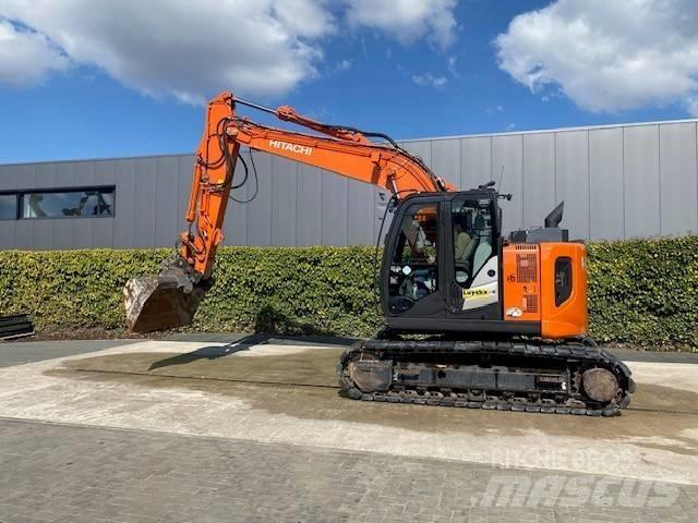 Hitachi 135US-6 履带挖掘机