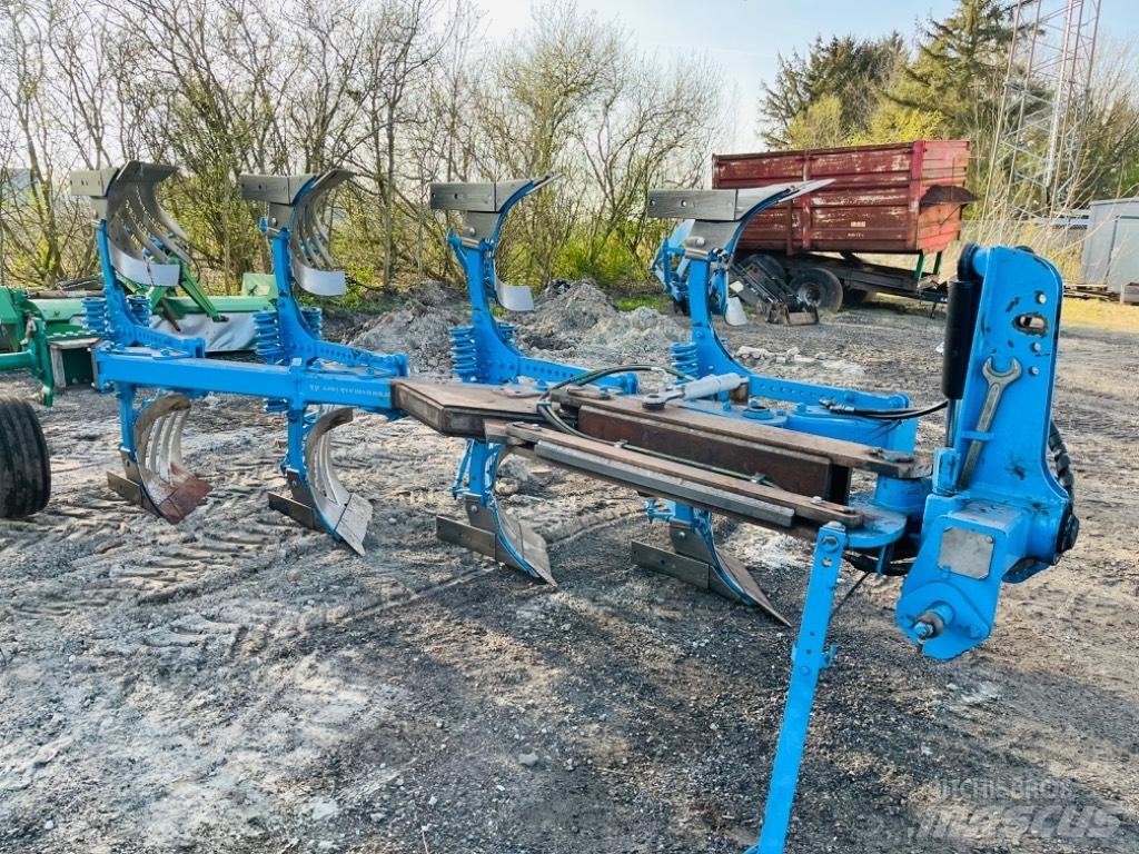 Lemken Juwel 双向犁