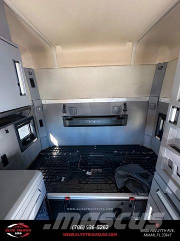 Mack Anthem 其他货车