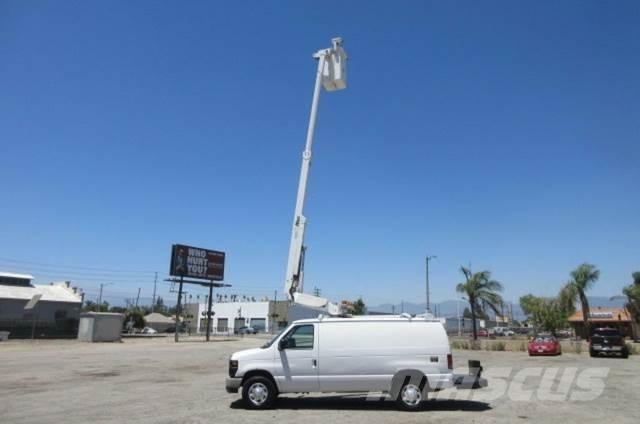 Ford E350 救援车