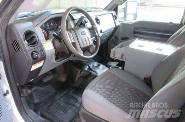 Ford F350 救援车