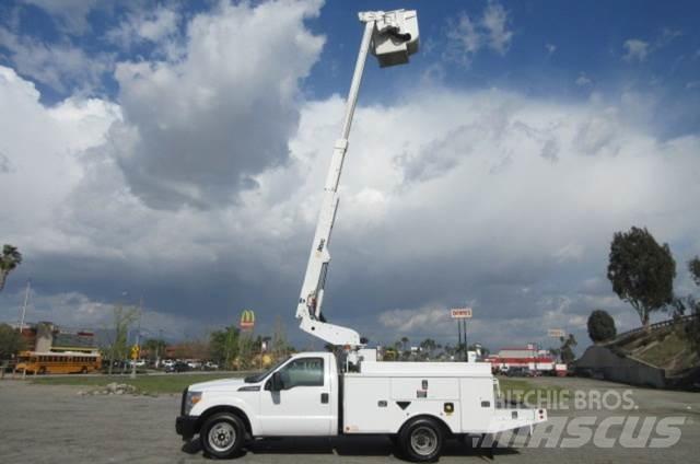 Ford F350 救援车