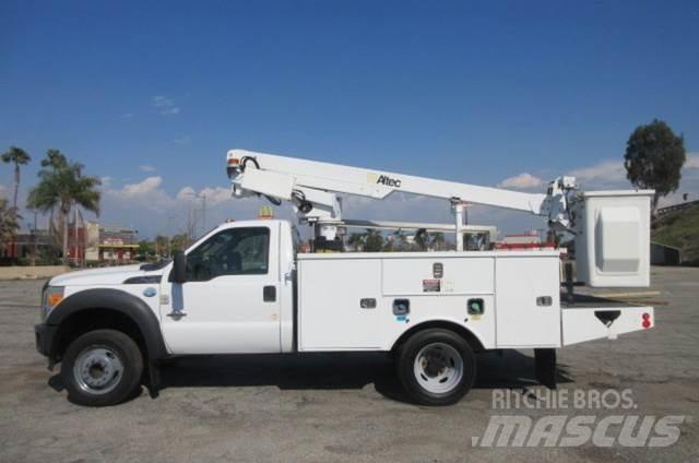 Ford F450 车载式高空作业车