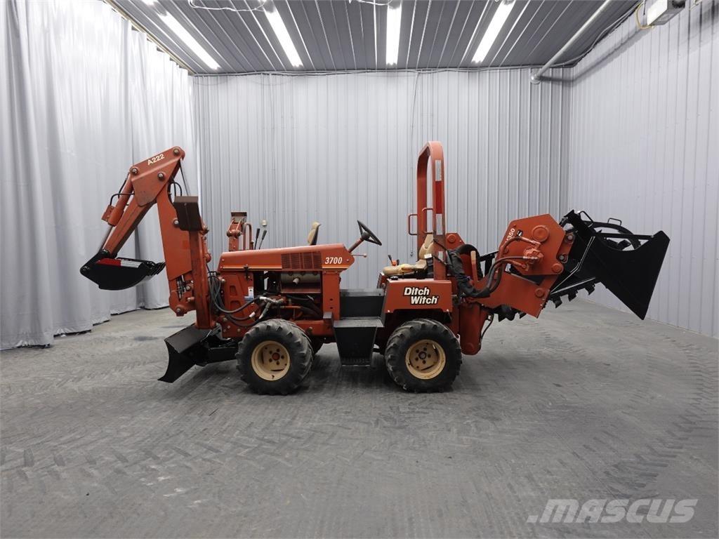 Ditch Witch 3700 挖沟机