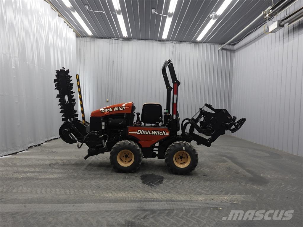 Ditch Witch 420SX 挖沟机