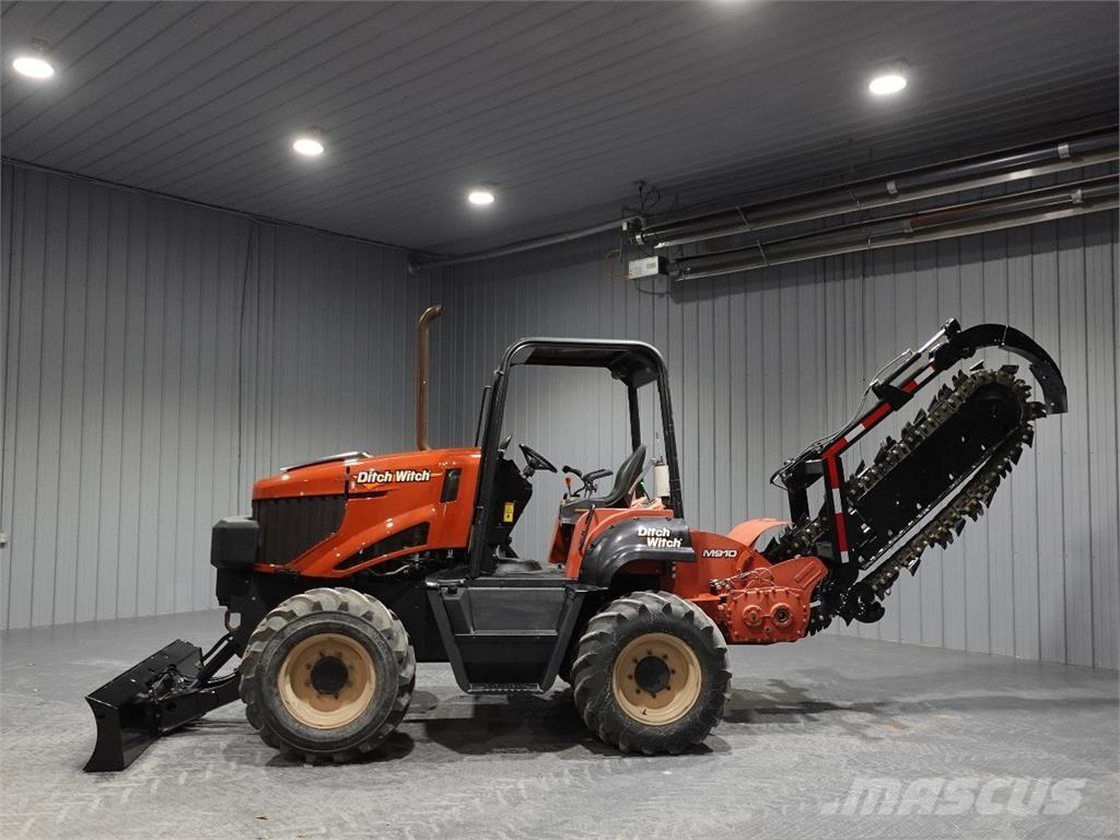 Ditch Witch RT100 挖沟机