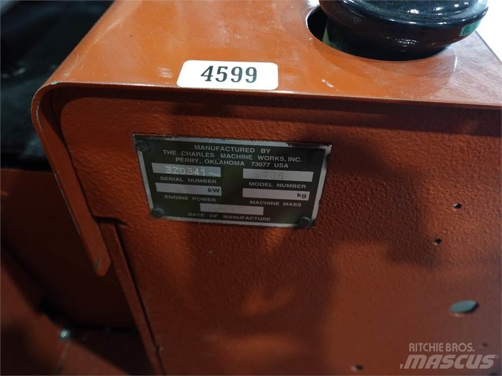 Ditch Witch RT36 挖沟机