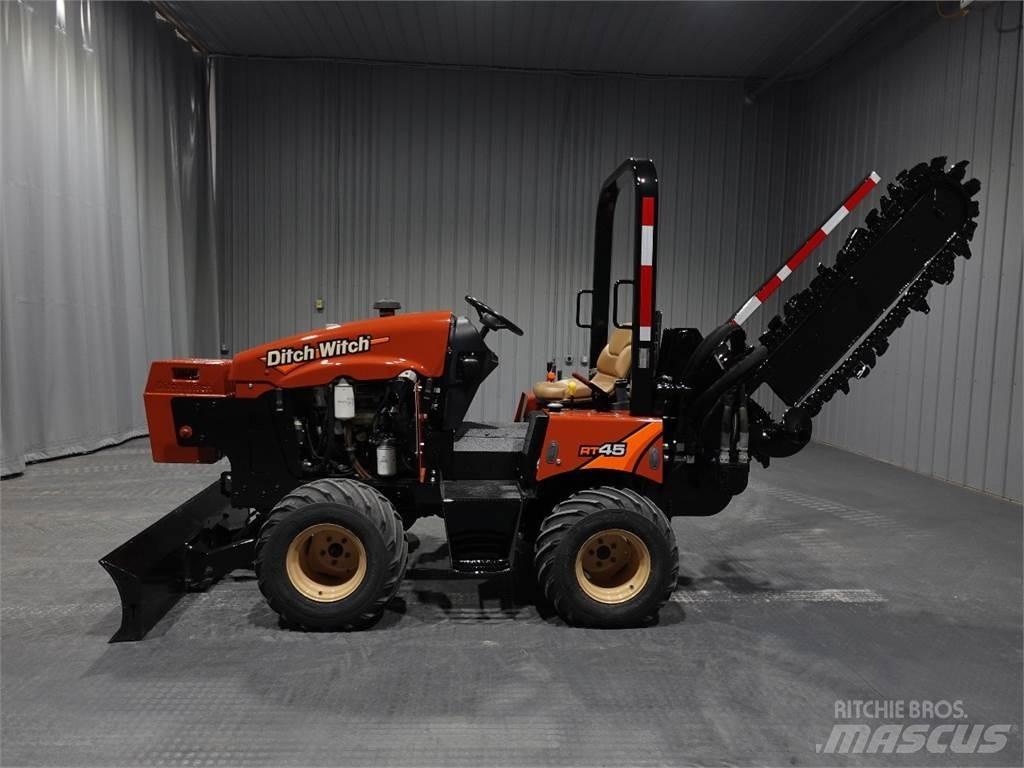 Ditch Witch rt45 挖沟机