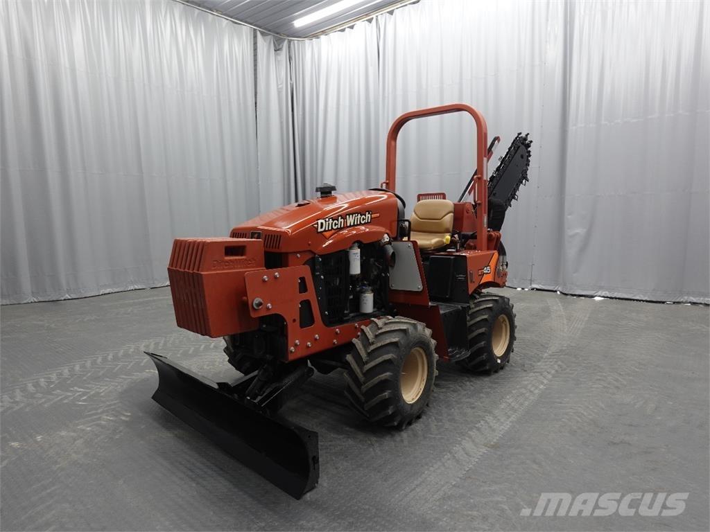 Ditch Witch rt45 挖沟机