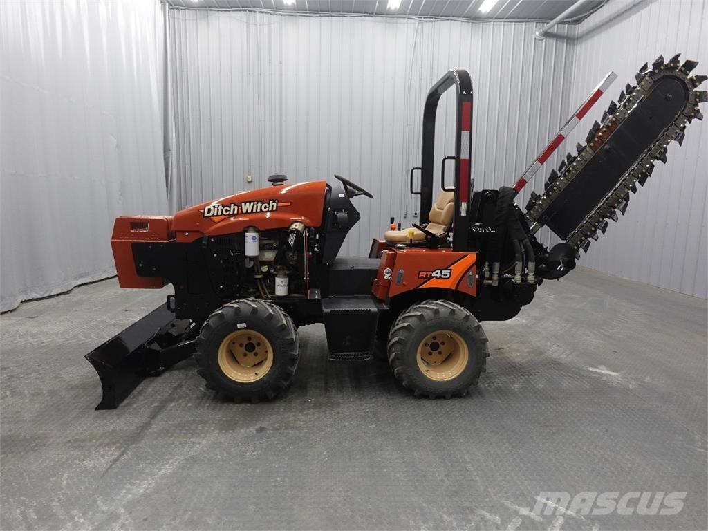 Ditch Witch rt45 挖沟机