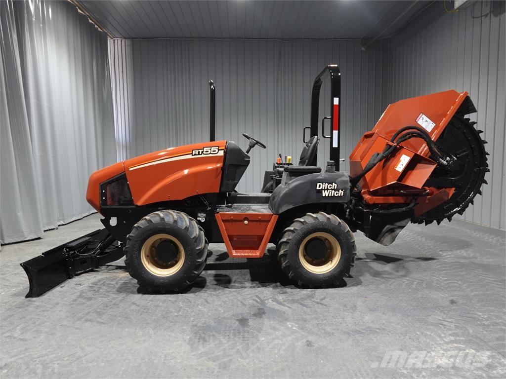Ditch Witch RT55 岩石和混凝土锯