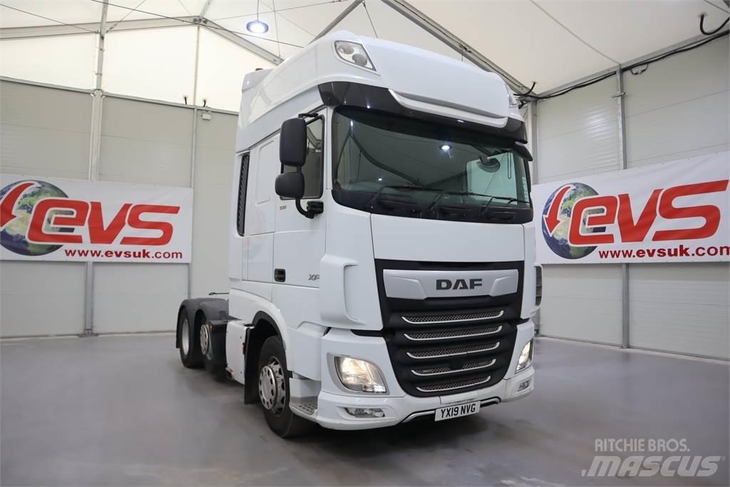 DAF XF530 牵引车