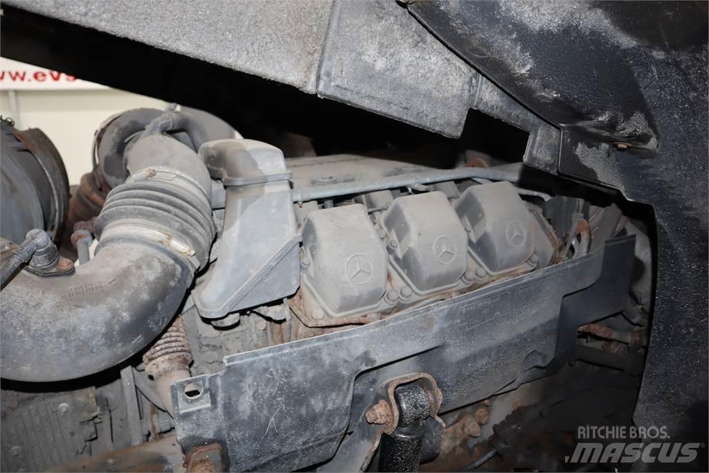 Mercedes-Benz ACTROS 1836 牵引车