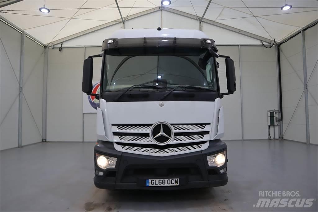 Mercedes-Benz ACTROS 1840 牵引车