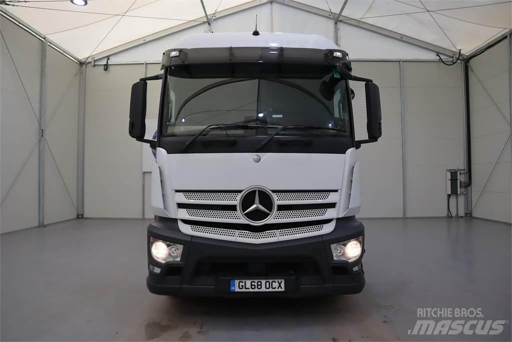 Mercedes-Benz ACTROS 1840 牵引车