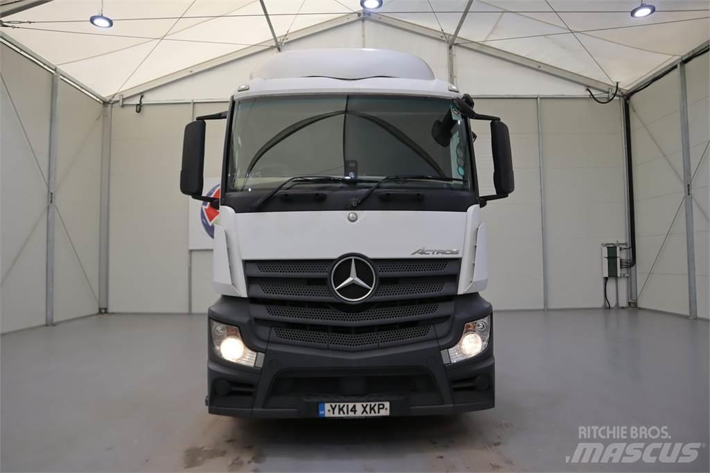 Mercedes-Benz ACTROS 1840 牵引车