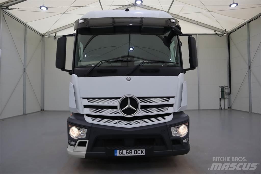 Mercedes-Benz ACTROS 1840 牵引车