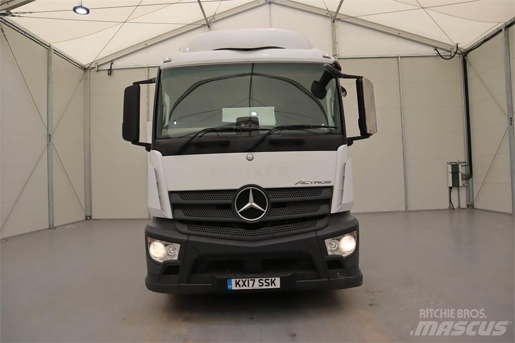 Mercedes-Benz ACTROS 1840 牵引车