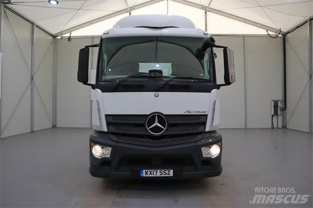 Mercedes-Benz ACTROS 1840 牵引车