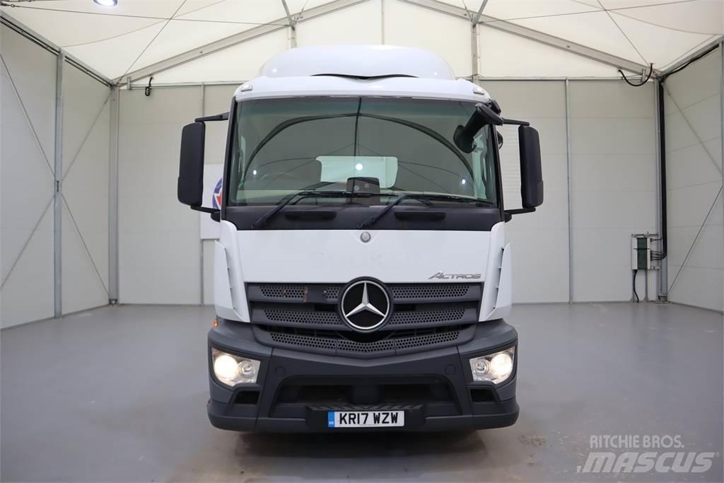 Mercedes-Benz Actros 1840 牵引车